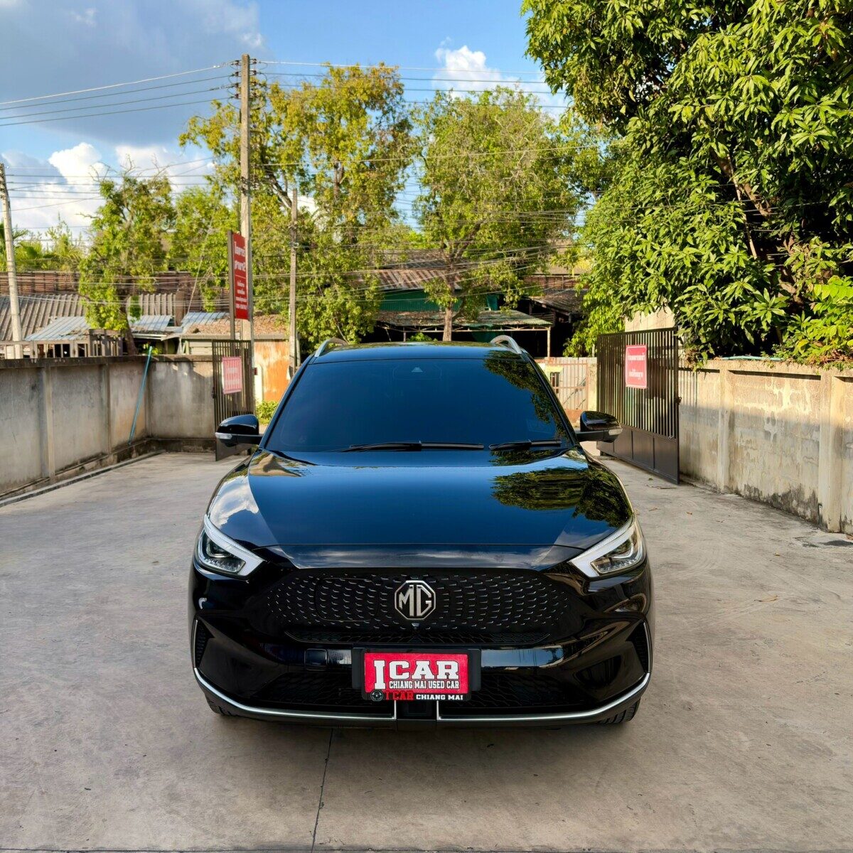 LINE_ALBUM_MG zs Ev ดำ_261027_2